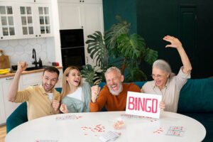 Människor spelar bingo